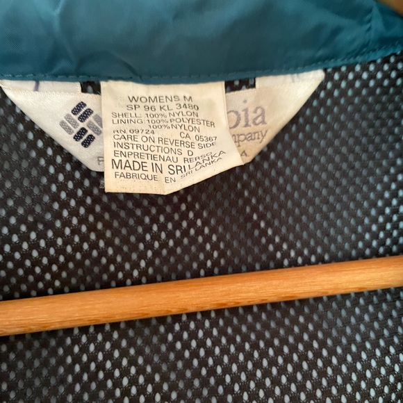 Columbia vintage windbreaker - Picture 3 of 3